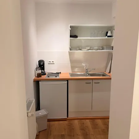 Saniertes Fuer Paare Und Geschaeftsreisende In Roellinghausen