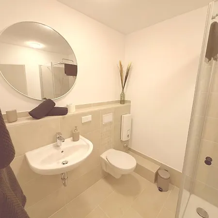 Apartment Saniertes Fuer Paare Und Geschaeftsreisende In Roellinghausen *