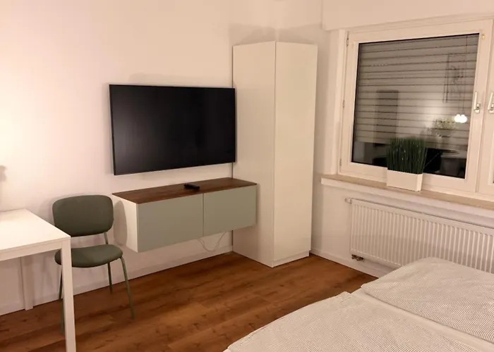 Saniertes Fuer Paare Und Geschaeftsreisende In Roellinghausen Apartament *